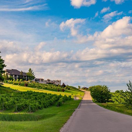 “Hygge” 3Bdr Townhouse, Close To Beach, Park & Wineries! Traverse City Esterno foto